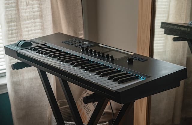 electric-keyboard
